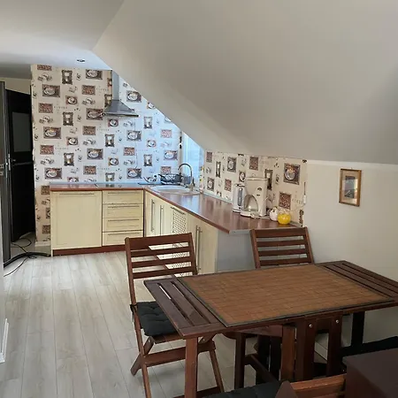 Nad Stawami 农家乐 *